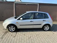 Gebraucht Ford Fiesta 80 PS (58 kW) 2007 Grau Kleinwagen