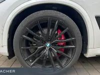 Gebraucht BMW X5 Efficient Dynamics 286 PS (210 kW) 2023 Mineralweiß metallic SUV