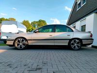 Gebraucht Opel Omega 136 PS (100 kW) 1998 Gold Limousine