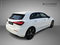 Gebraucht Mercedes A200 Progressive 163 PS (119 kW) 2023 Weiß Limousine