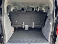 Gebraucht VW Caravelle Basis 150 PS (110 kW) 2025 Midnight black Van / Kleinbus