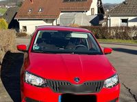 Gebraucht Skoda Fabia Active 60 PS (44 kW) 2015 Rot Kleinwagen