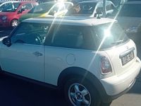 Gebraucht Mini ONE 75 PS (55 kW) 2011 Weiß Kleinwagen