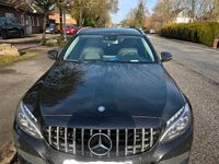 Gebraucht Mercedes C220 194 PS (142 kW) 2016 Schwarz Kombi