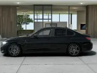 Gebraucht BMW 330e Shadowline 292 PS (214 kW) 2025 Black sapphire (schwarz) Limousine