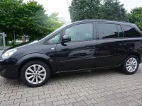 Gebraucht Opel Zafira Family 140 PS (102 kW) 2014 Karbonschw graphitschw midnigh Van / Kleinbus