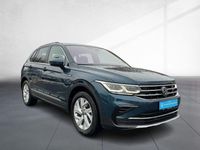 Gebraucht VW Tiguan Elegance 150 PS (110 kW) 2023 Nightshade blue metallic SUV