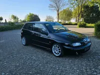 Second-hand Alfa Romeo 145 2001 Verde Hatchback