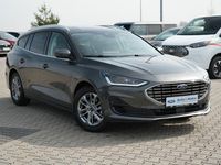 Gebraucht Ford Focus Titanium 125 PS (91 kW) 2024 Grau Limousine