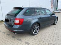 Gebraucht Skoda Octavia RS 184 PS (135 kW) 2016 Grau Kleinwagen