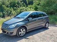 Gebraucht Mercedes B180 116 PS (85 kW) 2009 Grau Van / Kleinbus