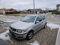 Gebraucht VW Polo 50 PS (36 kW) 1999 Silber Kleinwagen