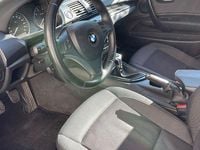 Gebraucht BMW 116 122 PS (89 kW) 2011 Schwarz Kleinwagen