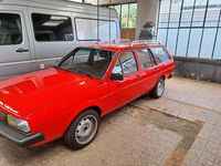 Second-hand VW Passat 55 CP (40 kW) 1982 Roșu Break