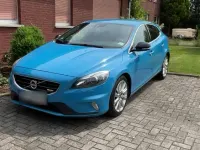 Gebraucht Volvo V40 R-Design 177 PS (130 kW) 2013 Blau Limousine