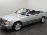 Gebraucht Mercedes E320 220 PS (161 kW) 1995 Silber Cabrio