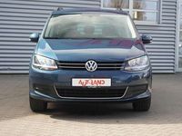 Gebraucht VW Sharan Comfortline 150 PS (110 kW) 2017 Blau Van / Kleinbus