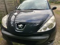 Gebraucht Peugeot 206 60 PS (44 kW) 2009 Schwarz Limousine