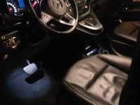 Gebraucht Mercedes EQV300 150 kW (204 PS) 2022 Schwarz Van / Kleinbus