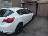 Gebraucht Opel Astra 100 PS (73 kW) 2013 Weiß Kombi