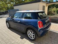 Second-hand Mini Cooper 136 CP (100 kW) 2017 Albastru Hatchback