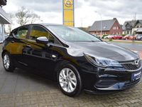 gebraucht Opel Astra Lim. Edition Allw. / Sitzh. / LED Klima
