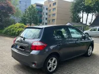 Gebraucht Toyota Auris Executive 132 PS (97 kW) 2012 Grau Limousine