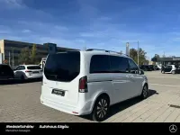 Gebraucht Mercedes V300 Style 237 PS (174 kW) 2025 Bergkristallweiß Van / Kleinbus