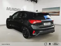 Usado Ford Focus ST-Line 150 CV (110 kW) 2022 Negro Berlina