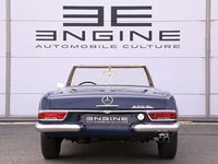 Gebraucht Mercedes 230 150 PS (110 kW) 1967 Blau Cabrio