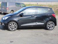 Gebraucht Hyundai i10 Edition 87 PS (63 kW) 2014 Schwarz Kleinwagen