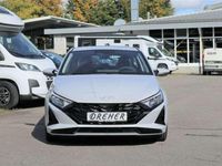 Gebraucht Hyundai i20 Trend 101 PS (74 kW) 2025 Lumen grey / mic Kleinwagen