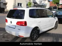 Gebraucht VW Touran Comfortline 140 PS (102 kW) 2012 Weiß Van / Kleinbus