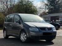 Gebraucht VW Touran 115 PS (84 kW) 2005 Grau Van / Kleinbus