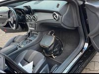 Gebraucht Mercedes CLA180 122 PS (89 kW) 2016 Schwarz Limousine