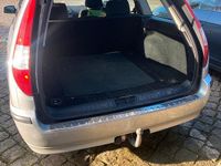 Gebraucht Ford Mondeo 125 PS (91 kW) 2006 Silber Kombi