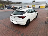 Gebraucht Opel Astra 160 PS (117 kW) 2017 Weiß Limousine