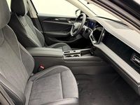 Gebraucht VW Passat IQ Drive 150 PS (110 kW) 2025 Schwarz Kombi