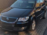 Gebraucht VW Touran 140 PS (102 kW) 2008 Schwarz Van / Kleinbus
