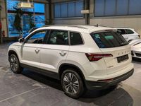 Gebraucht Skoda Karoq Tour 150 PS (110 kW) 2022 Weiß SUV