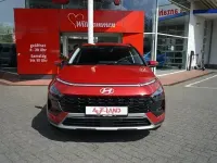 Neu Hyundai Bayon 101 PS (74 kW) 2025 Rot SUV