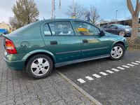 Gebraucht Opel Astra 101 PS (74 kW) 2002 Grün Kleinwagen