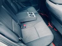 Gebraucht Toyota Auris 124 PS (91 kW) 2007 Silber Kleinwagen