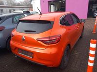 Gebraucht Renault Clio V Intens 91 PS (66 kW) 2022 Valencia orange metallic