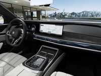 Gebraucht BMW 740 Executive 286 PS (210 kW) 2025 Grau Limousine