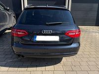 Gebraucht Audi A4 Ambition 177 PS (130 kW) 2013 Blau Kombi