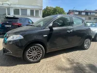 Gebraucht Lancia Ypsilon Silver 69 PS (50 kW) 2012 Schwarz Kleinwagen