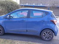 Gebraucht Hyundai i10 Style 87 PS (63 kW) 2017 Blau Kleinwagen