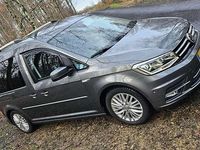 Gebraucht VW Caddy Highline 150 PS (110 kW) 2019 Grau Van / Kleinbus