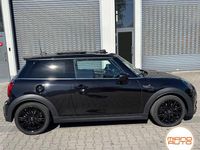 Gebraucht Mini Cooper S 178 PS (130 kW) 2022 Midnight black Kleinwagen